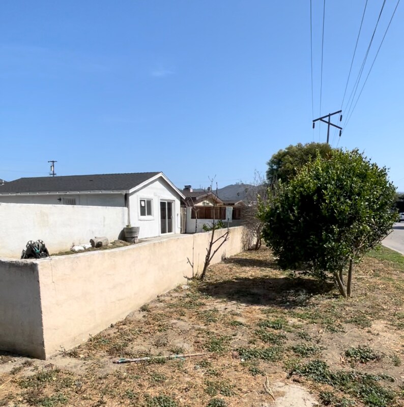 Primary Photo - 436 N E St