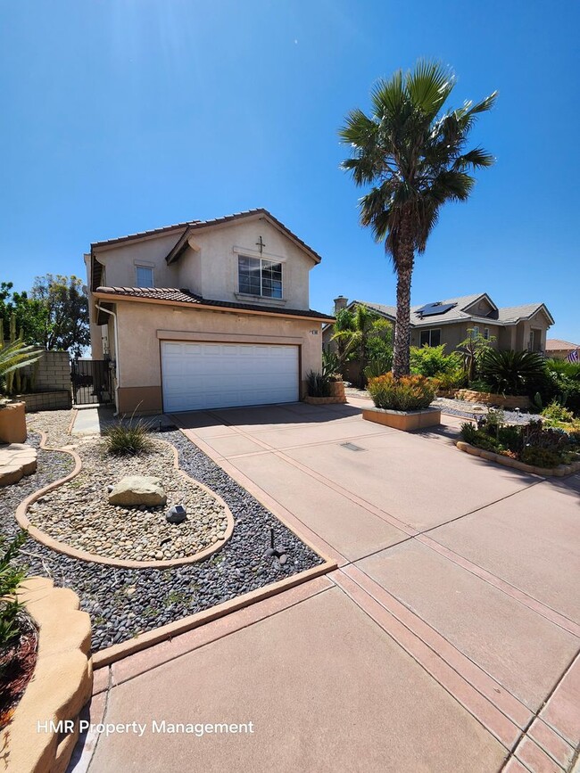 Building Photo - Beautiful two-story in Hunter's Ridge