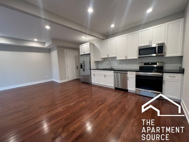 Foto del edificio - 4641 Malden St