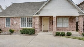Building Photo - 3229 S University Dr