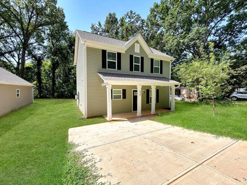 Primary Photo - 825 Key St