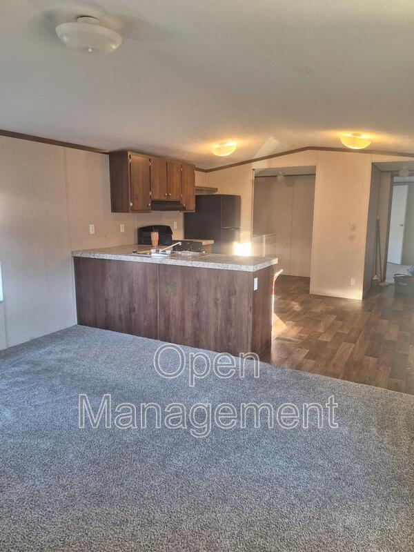 Building Photo - 301 Mantle Ave