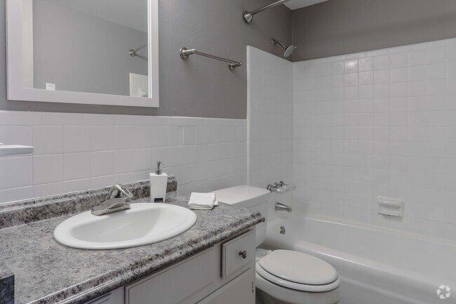 2 Bed/ 1 Bath - THE BRICKS AT 6888