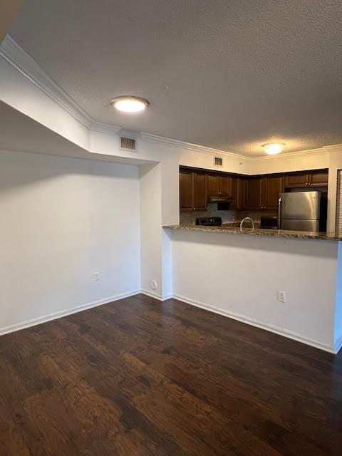 Building Photo - 4832 N State Rd 7