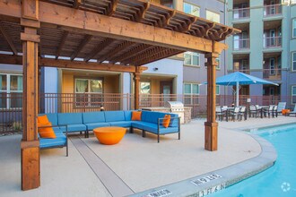 Building Photo - Dominion at Mercer Crossing