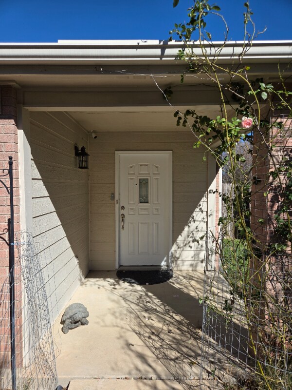 Foto del edificio - 1615 Spice Spring