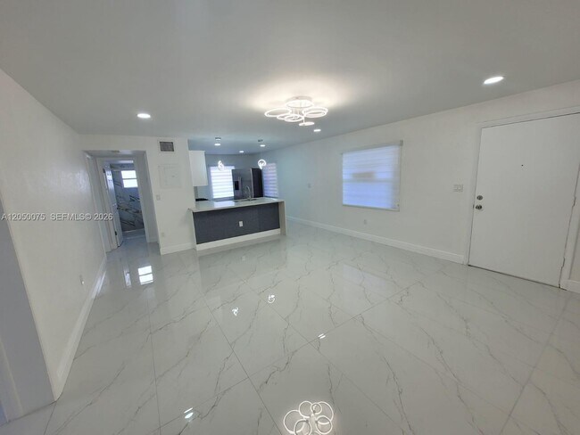 Foto del edificio - 3831 SW 79th Ave
