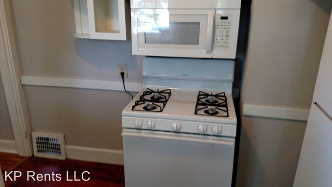 Building Photo - 1 br, 1 bath House - 1570 E Morgan Ave