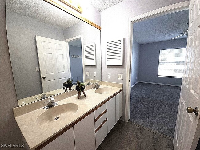 Foto del edificio - 161 Wading Bird Cir