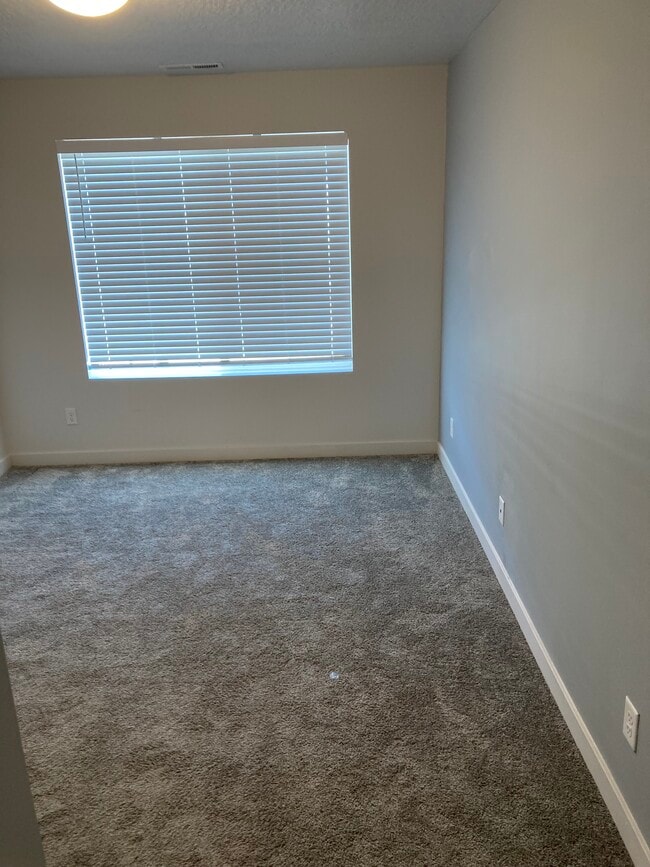 bedroom - 3783 W Soft Whisper Way