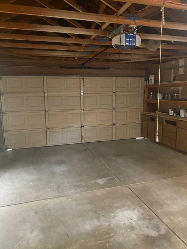 Building Photo - 1330 Puebla Way
