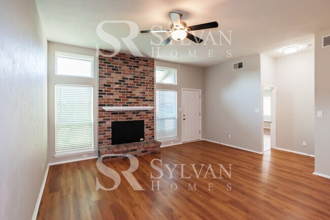 Foto del edificio - Remarkable Value. Unbeatable Location!