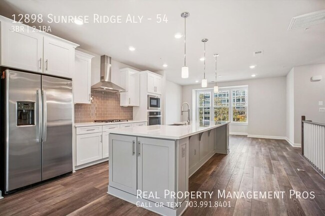 Foto del edificio - 12898 Sunrise Ridge Aly