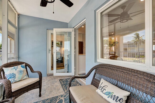 Foto del edificio - 110 Shore Ct