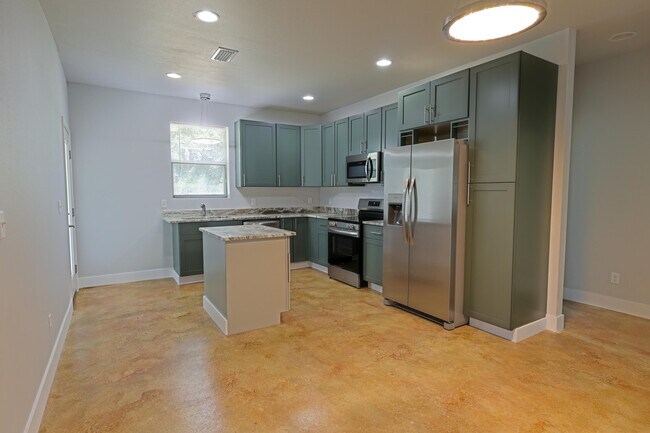 Foto del edificio - 2720 Jewel Rd