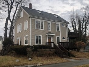 Building Photo - 200 Park Ave