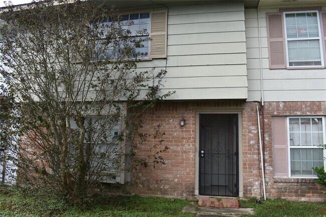 Building Photo - 7139 Chasewood Dr