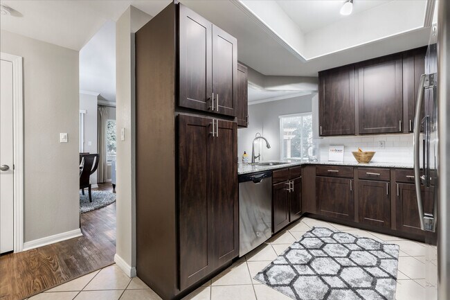 Foto del edificio - Somerset Townhomes