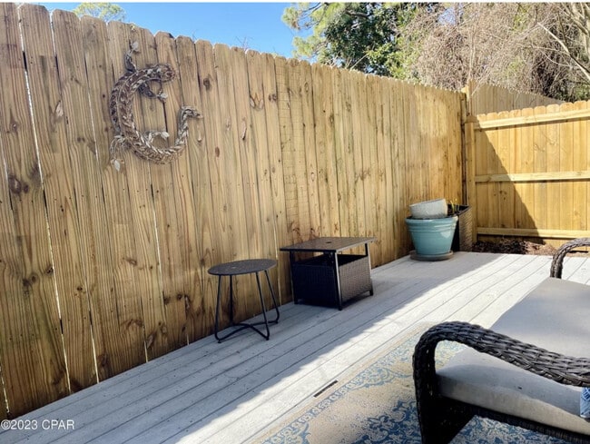 Building Photo - 2217 Brooke St