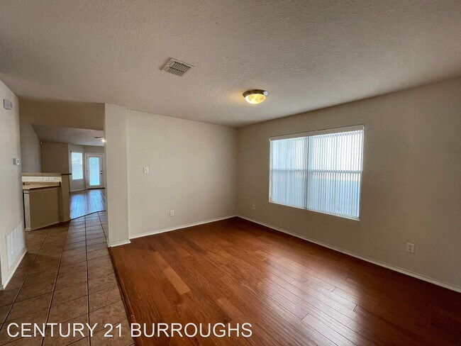 Foto del edificio - 3 br, 2 bath House - 7450 Scordato Dr