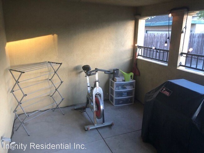 Building Photo - 2 br, 1 bath House - 309 Monte Vista Unit F