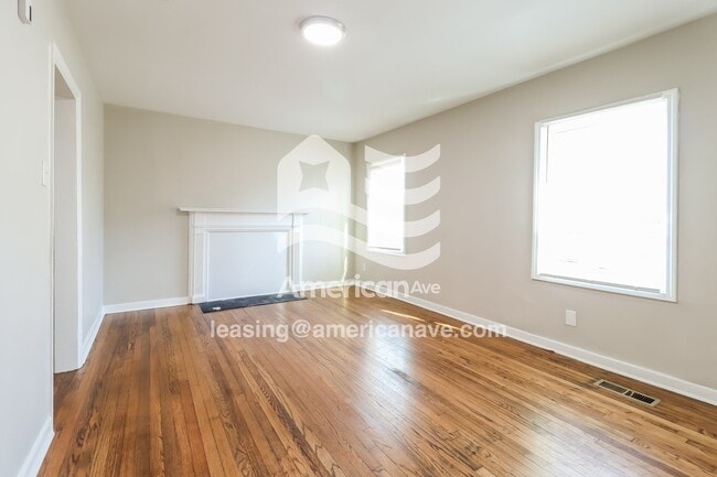 Building Photo - 5512 Ave P
