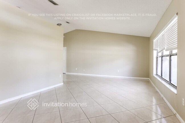 Foto del edificio - 1511 Primrose Ln