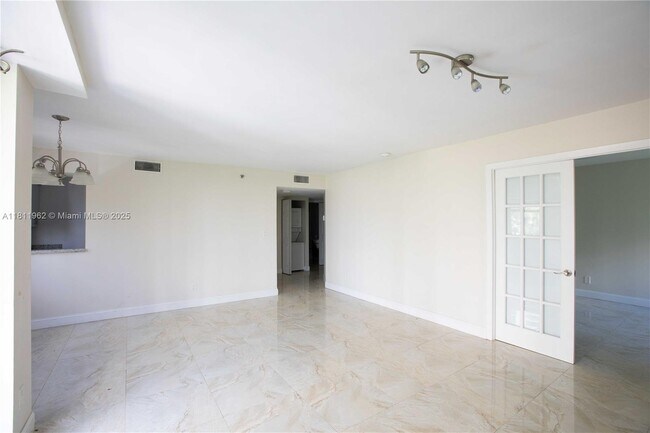 Foto del edificio - 770 Claughton Island Dr