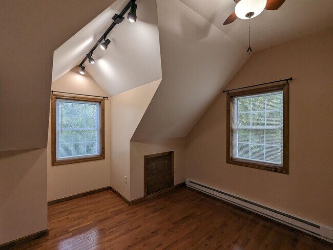 Foto del edificio - 216 County Rd