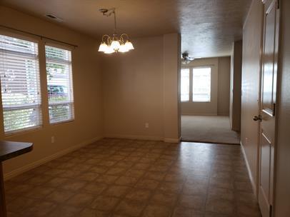 Building Photo - Fox Cove #F61 3 Bed 2.5 Bath