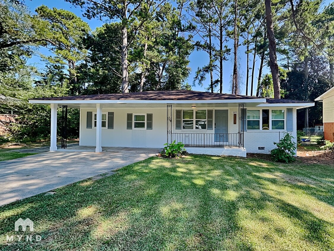 Primary Photo - 1371 Stoneham Ct