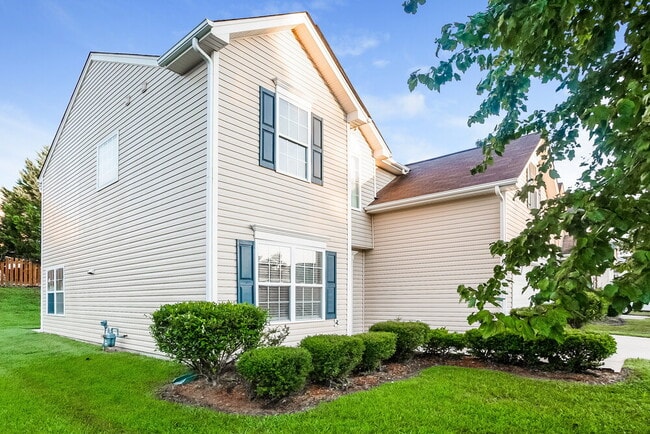 Building Photo - 1418 Moss Creek Dr