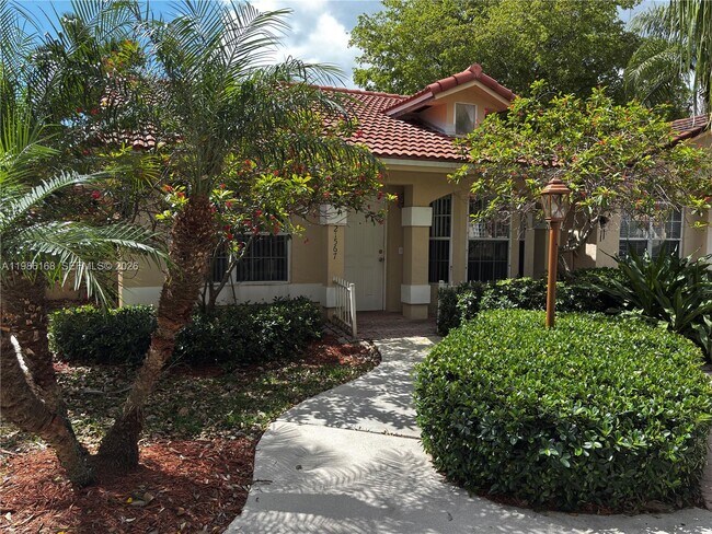 Building Photo - 21567 SW 87th Ct