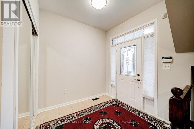 Photo du bâtiment - 118 Wood Rim Dr