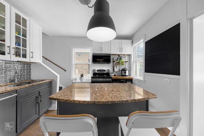 Foto del edificio - 1139 S Ridgeland Ave