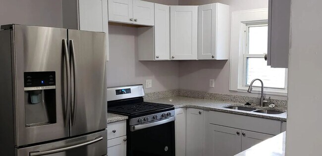 Foto del edificio - Beautiful 3-Bedroom Home in the Heart of Clawson