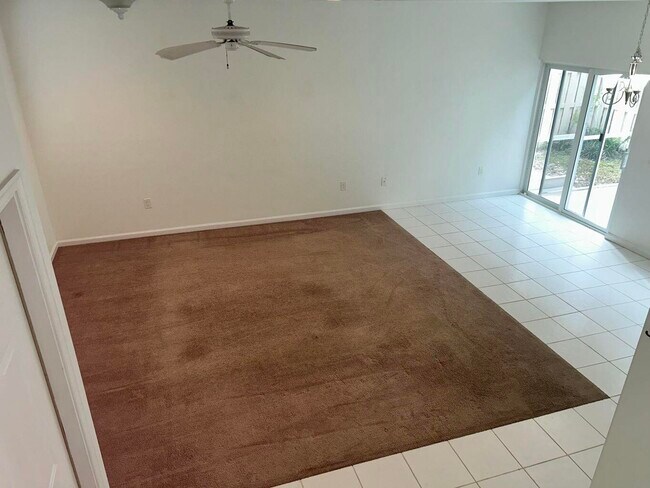 Foto del edificio - 278 Laurel Oaks Way