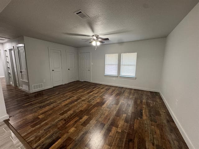 Foto del edificio - 309 Hillcrest St