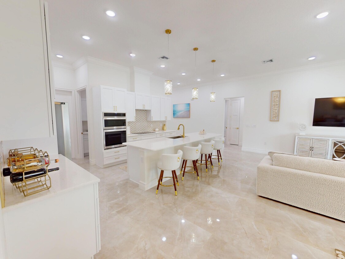 Foto principal - 409 SW Bradshaw Cir