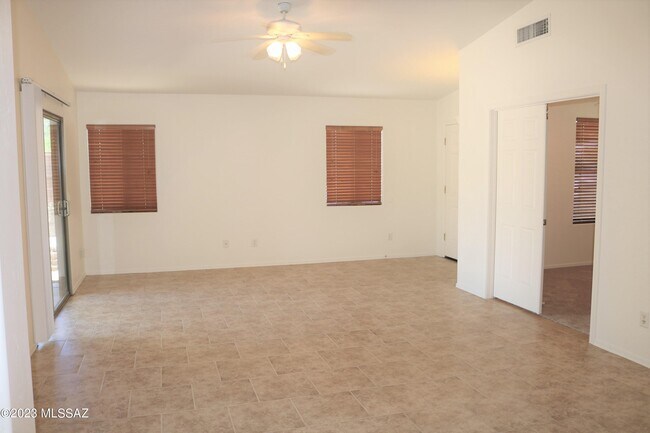 Foto del edificio - 5426 W Dove Mountain Park Rd