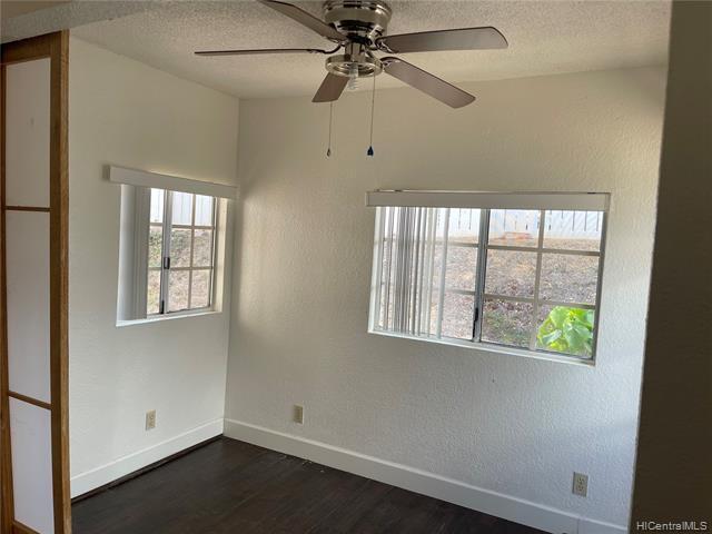 Foto del edificio - 94-109-109 Wali Pl