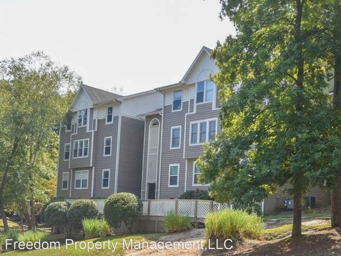 Primary Photo - 3 br, 2 bath House - 6771-4 Willowbrook