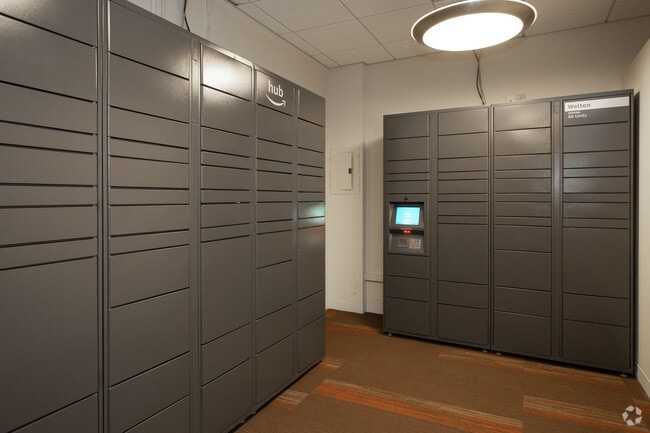 Interior Photo - 777 Main