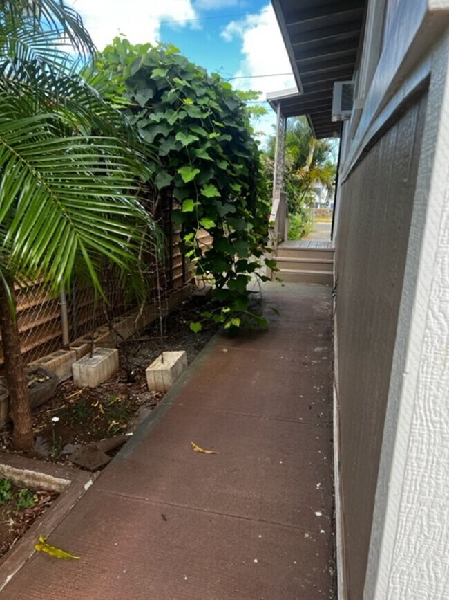 Foto del edificio - Single Family 3 bedroom 1 bath home