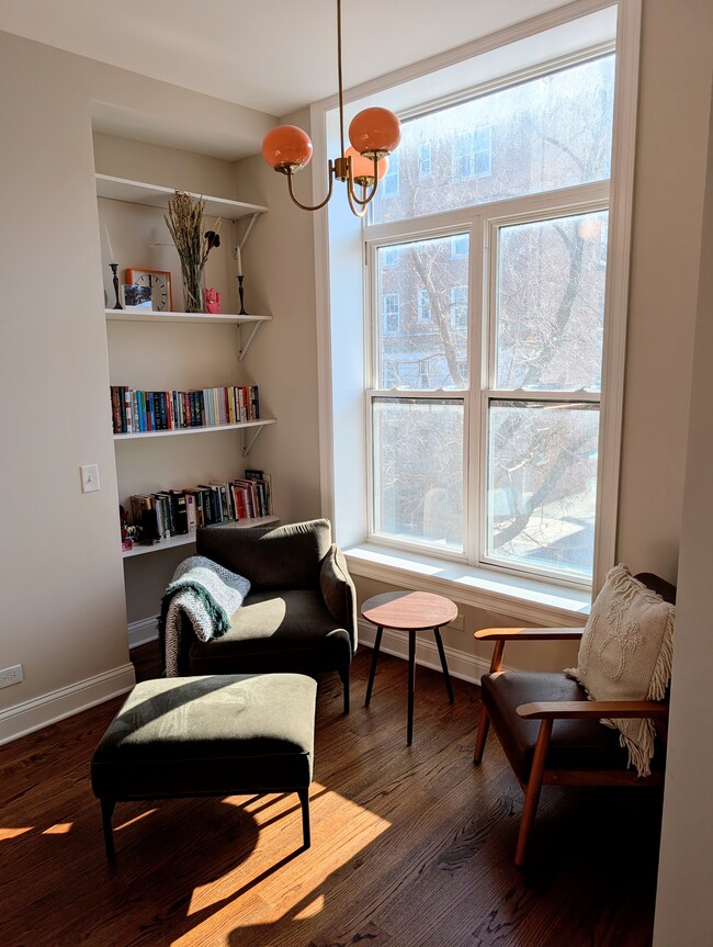 Foto del edificio - 1054 W Hollywood Ave