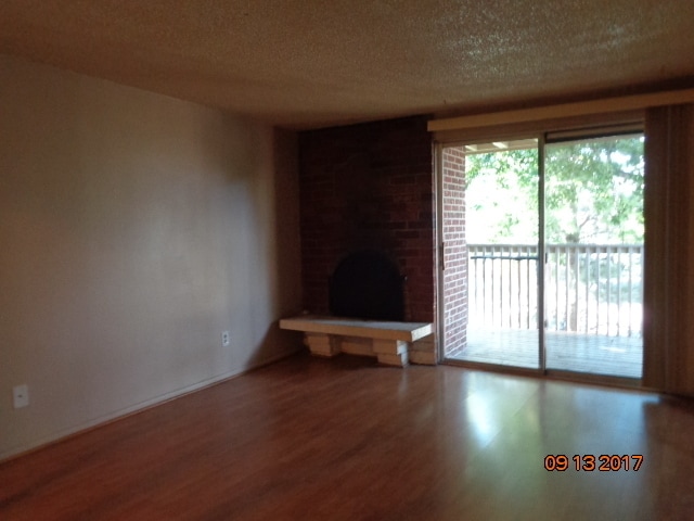 Foto del edificio - Wonderful 1 BR/1 BA third level condo in secured building.