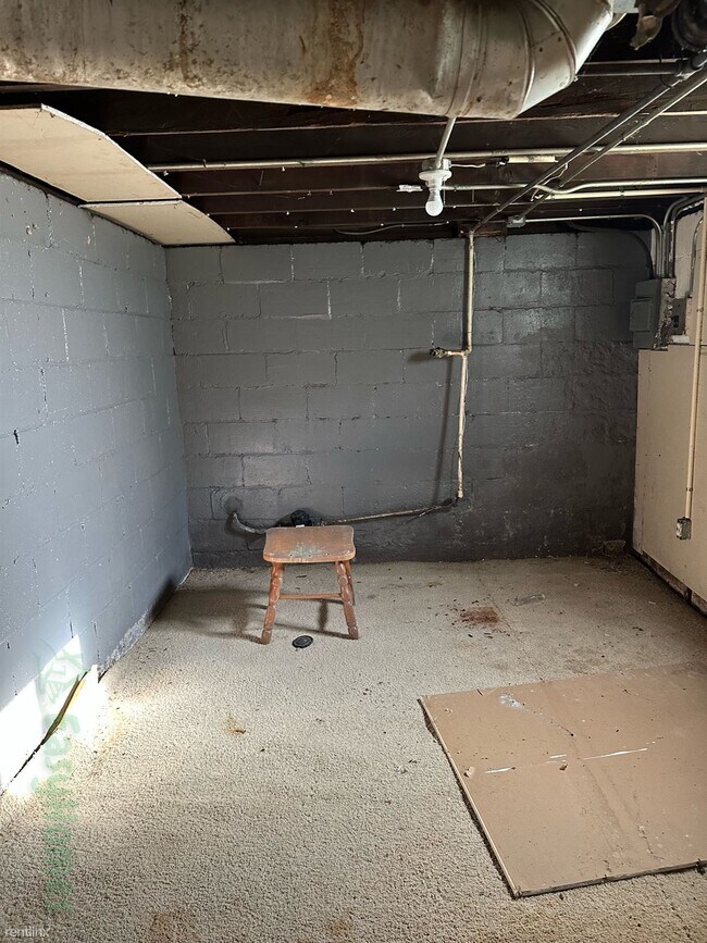 Building Photo - 2 br, 1 bath House - 3024 West Garden Street