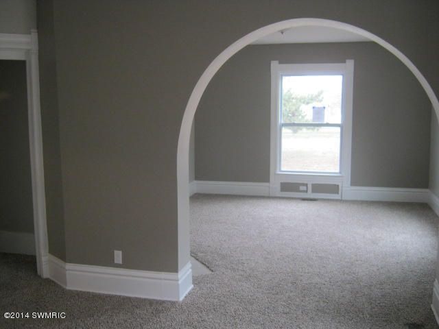 Foto del edificio - 924 Knapp St NE