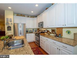 Building Photo - 1204 Derry Ln