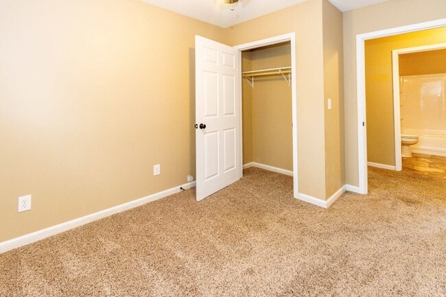 Building Photo - 3 bed, 1 bath home for rent!